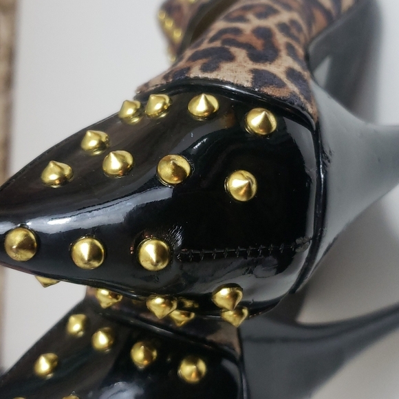 Colin Stuart gold studded leopard heels size 8B black with gold studs - Picture 3 of 10